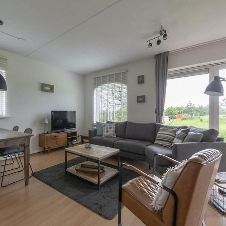 Remarkable Apartment With Beautiful Garden Julianadorp Luaran gambar